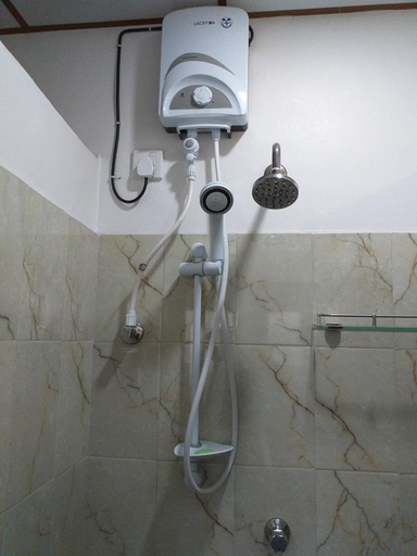 Bathroom 5, Hiranya Mountain View Hostel Kandy, K.F.G. & G. Korale