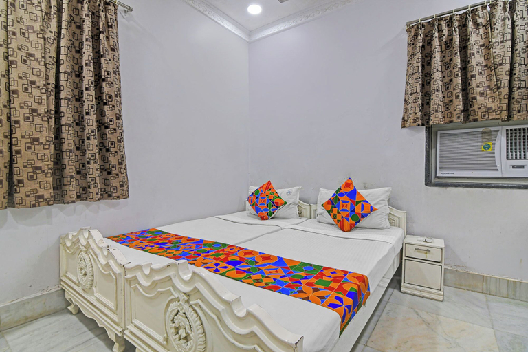 Room 4, Fabhotel Wellesley, Kolkata