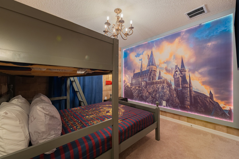 Room 2, Luxury Themed Bedrooms Haven, Polk