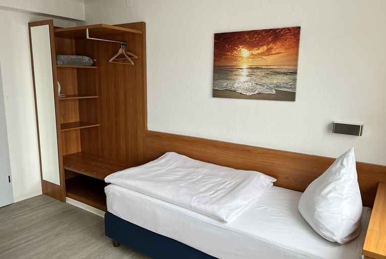 Bedroom 3, Hotel Bitzer, Rems-Murr-Kreis