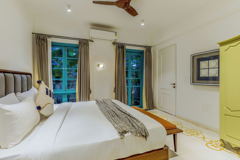Room 5, ELIVAAS Casa Lotus 3 BHK Villa with Pool, North Goa