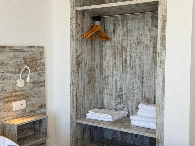 Bathroom 4, Agi Rescator Resort, Girona