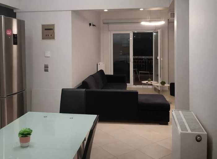 Room 5, Faliro Escape - Spacious Stay in Thessaloniki, Central Macedonia