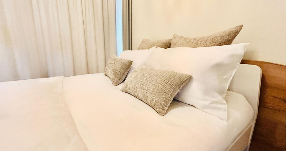 Bedroom 2, Parisian Style City Center High Speed Free Wifi, Dublin