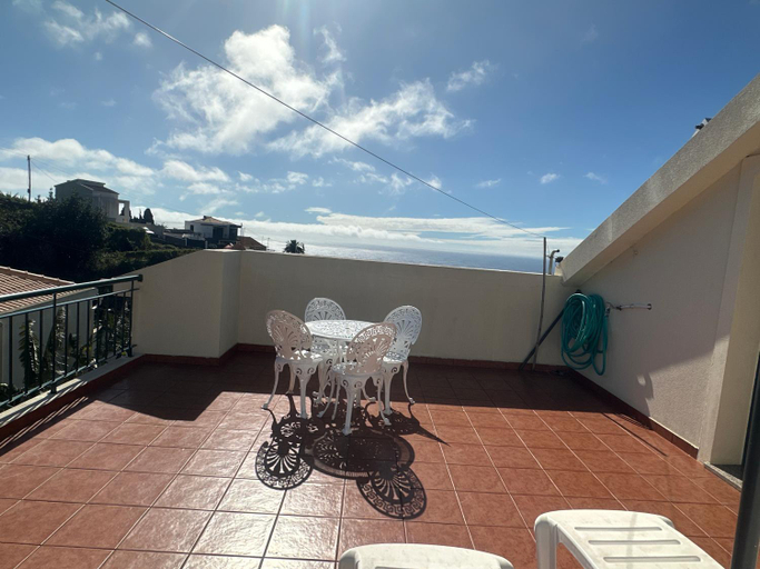 Others 4, Elisabeth House, Ponta do Sol