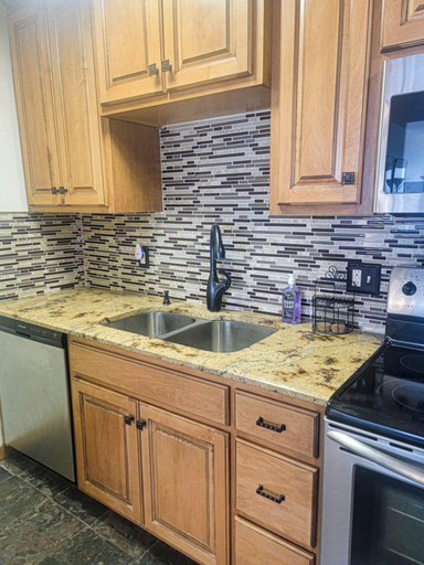 Private kitchen 4, Urban Living - 2 Bed and 1 Bath, Hennepin