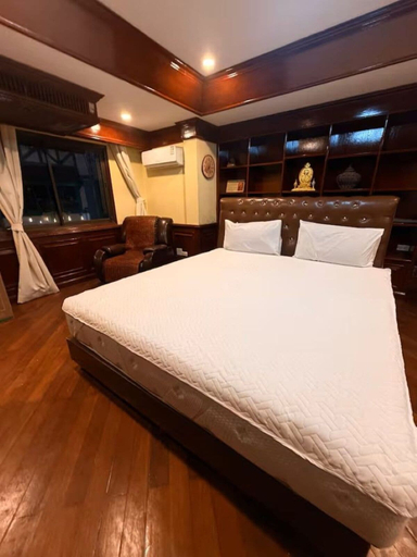 Room 2, Playsales Bliss Casa Boutique Hotel, Pulau Phuket