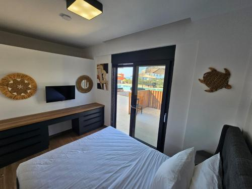 4, Mat Suites, South Aegean