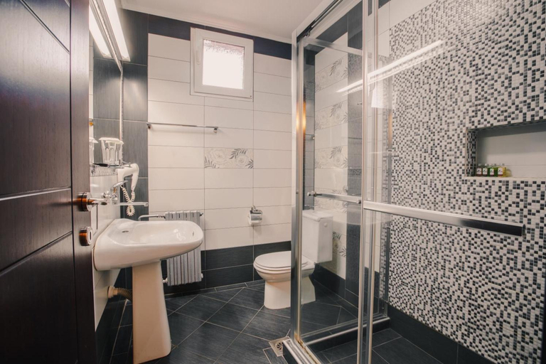 Bathroom 3, Hotel Sumski Feneri