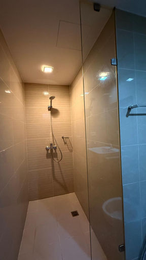 Bathroom 2, Uptown Parksuites Tower 1, Taguig