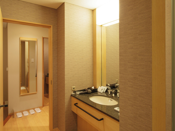 Bathroom 4, Hotel Grand Arc Hanzomon, Chiyoda