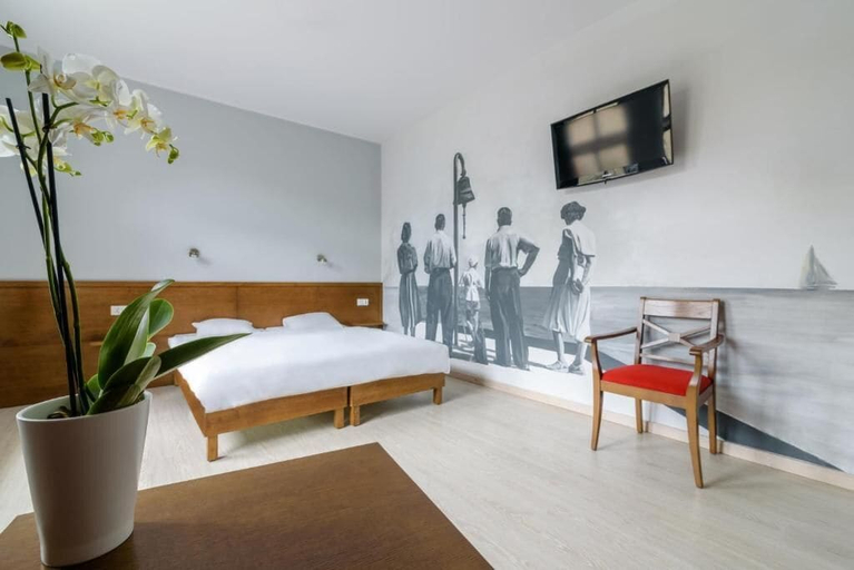 Bedroom 2, Kamienica 22, Gdańsk City