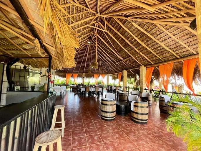 Food & Drinks 3, Rincon Rubi, Santa Bárbara de Samaná