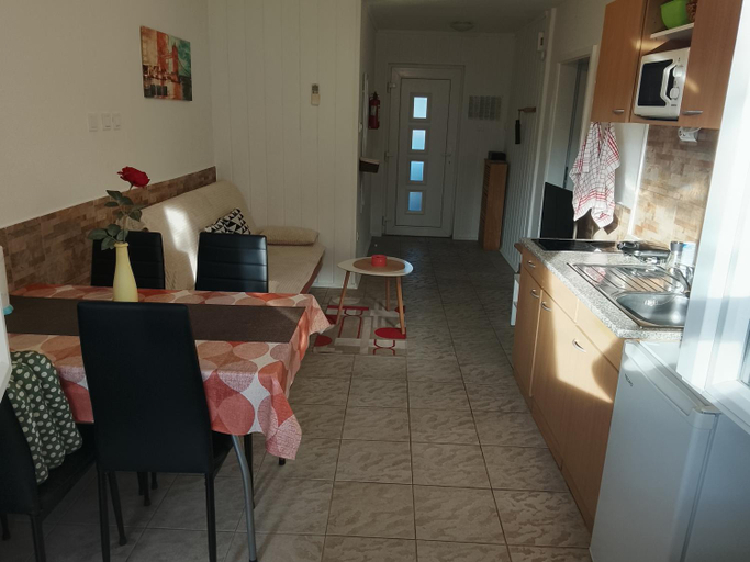 Others 5, Apartment Buic, Pula
