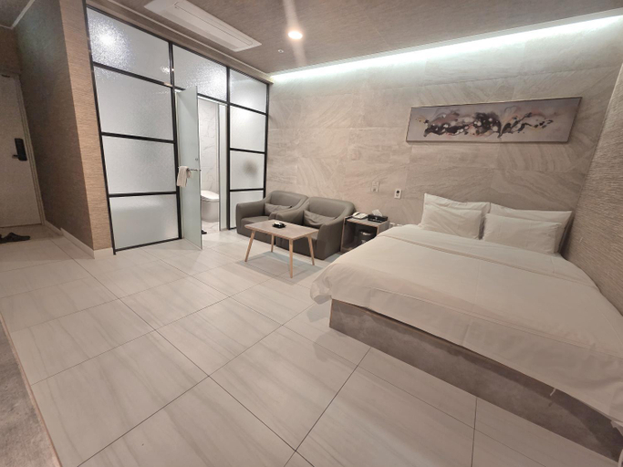 Bedroom 2, Suwon Station Hotel Terry's, Suwon