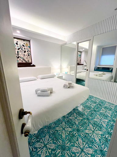 Bedroom 3, Vinny's Relais - Deluxe rooms & Suite, Salerno