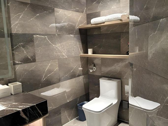 Bathroom 3, Shenzhen Naive S Hotel - Xili Metro Station Branch, Shenzhen