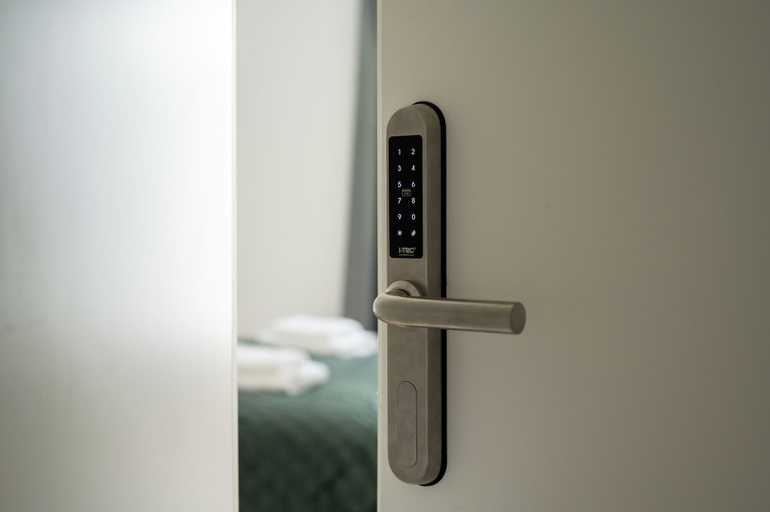 Room 2, UP&DOWN Suites, Ponta Delgada