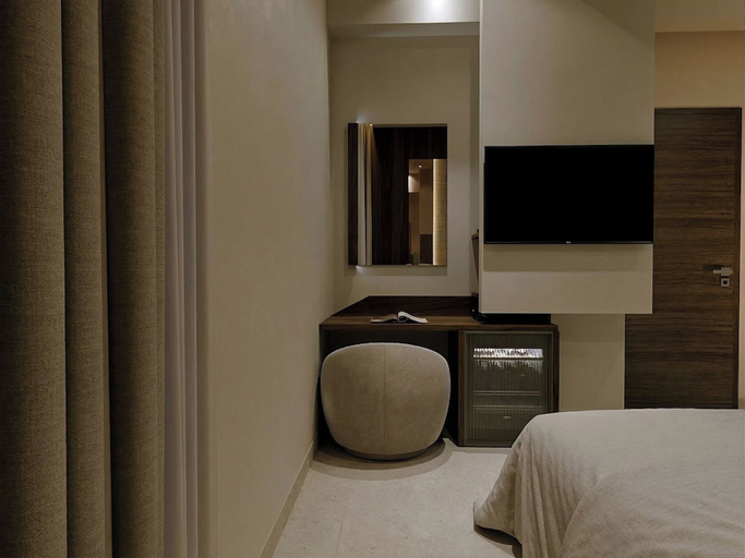 Room 4, Nesean Plaza Hotel, Crete