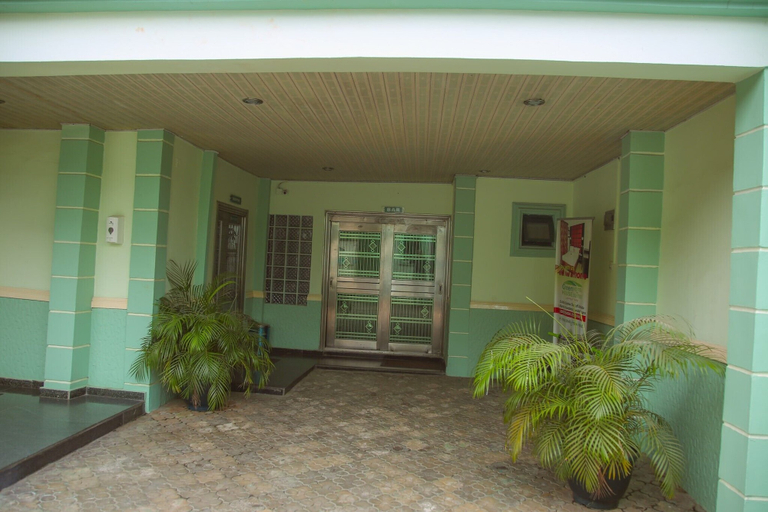 Exterior & Views 2, Green House Hotel And Suites, Surulere