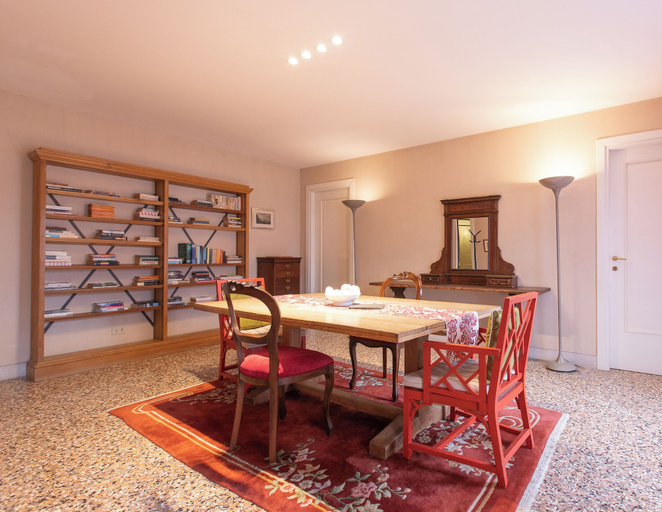 Others 5, Foscolo Apartments, Venezia