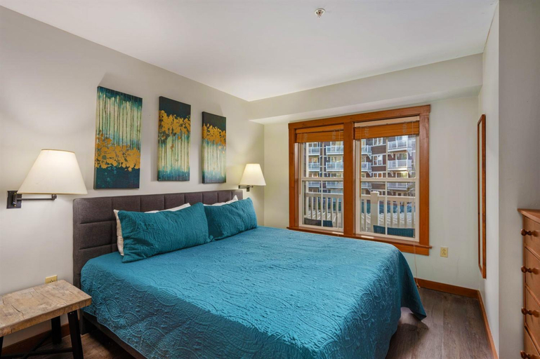 Bedroom 2, AS 239 Pool-View Panorama Ski-InOut King Bed Full Resort, Pocahontas