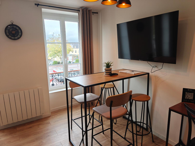 Others 2, D-Day Suites, Manche