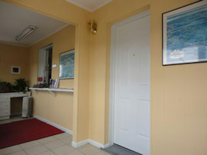 Public Area 3, Royal Inn Motel, Waynesboro