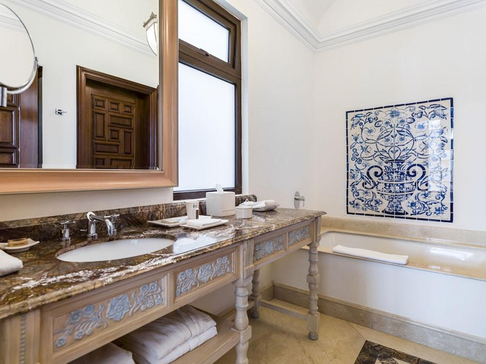 Bathroom 5, Hotel Solar De Las Animas, Tequila