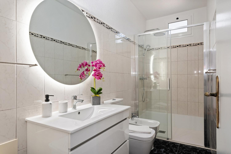 Bathroom 3, Johns Villa by Homie, Ponta do Sol