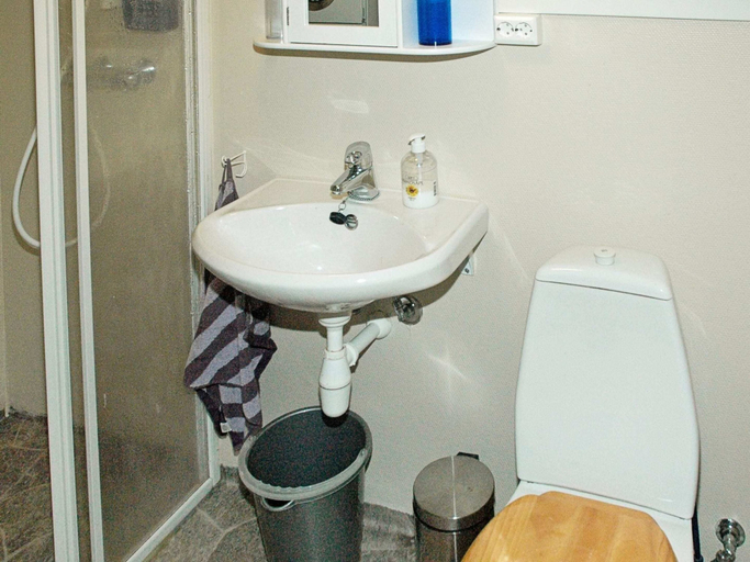 Bathroom, Holiday Home in Vevang, Eide