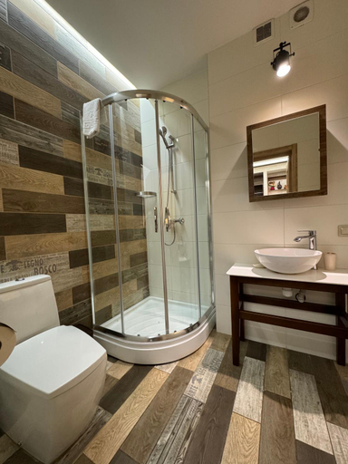 Bathroom 3, База отдыха Дубки, Novomoskovs'kyi