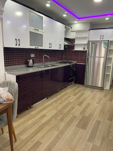 Others 5, 2 Apartment, Fatih