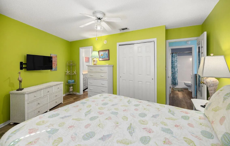 Room 2, Crystal Village II 26A, Walton