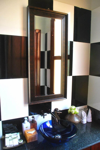 Bathroom 5, La Rivière d' Angkor Resort, Siem Reap