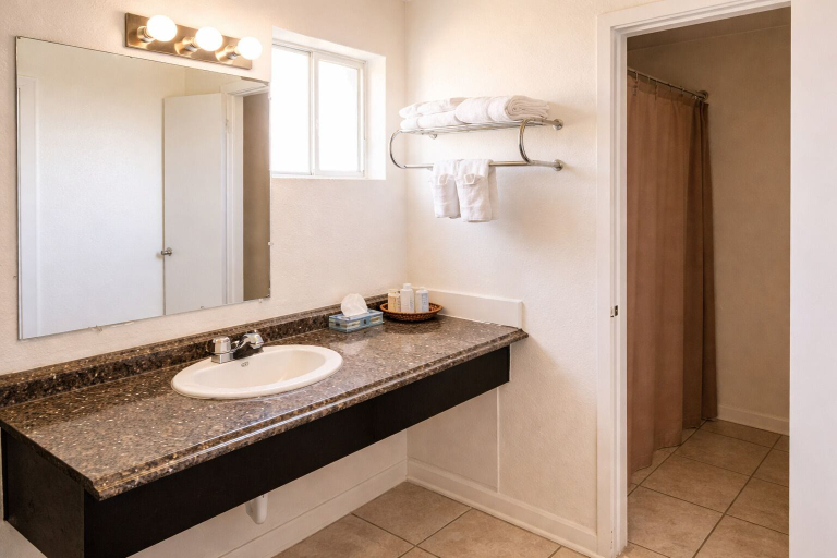 Bathroom 4, Alvin Extended Stay, Brazoria