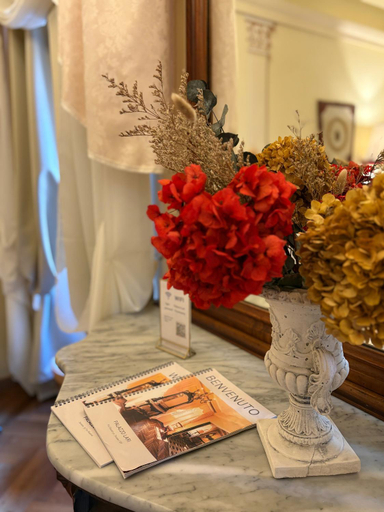 Food & Drinks 5, Palazzo Lari Sarzana - Historic Boutique Rooms, La Spezia