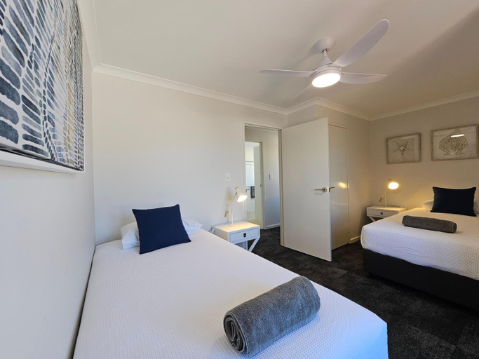 Bedroom 2, Pelican Shore Villas, Northampton