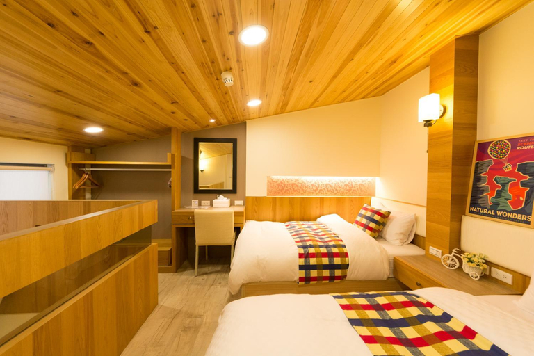 Bedroom 1, W Hostel, Tainan