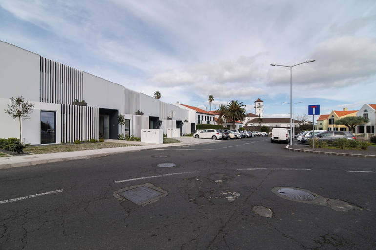 Exterior, UP&DOWN Suites, Ponta Delgada