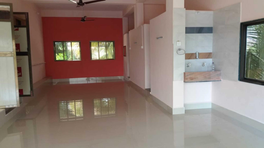 Room 3, Shivsagar Tourist Stay Kunkeshwar, Sindhudurg