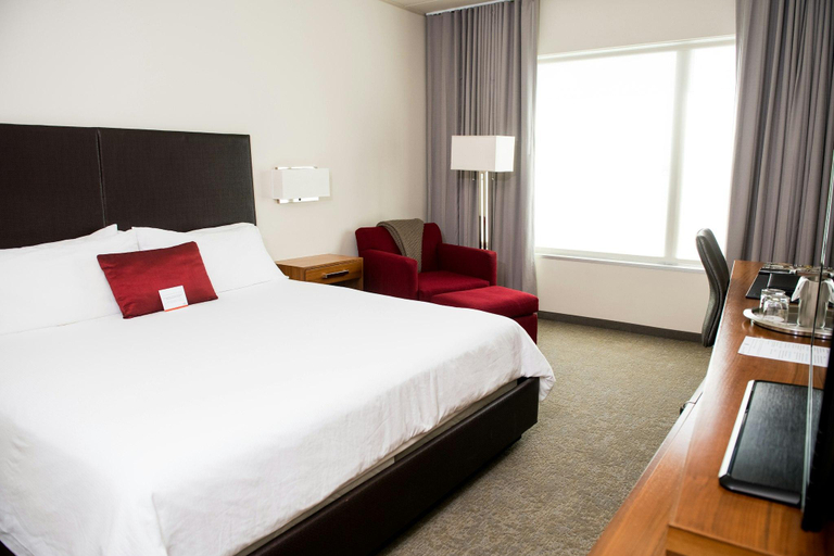 Bedroom, I Hotel and Conference Center - Champaign, Champaign
