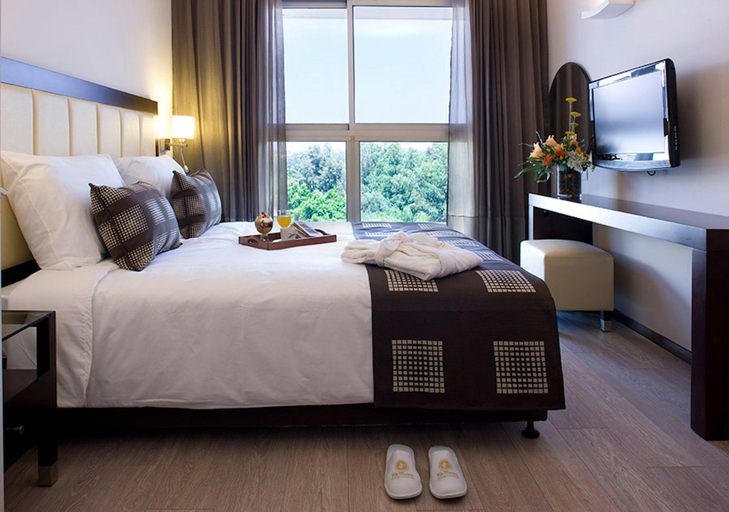 Bedroom 4, Kfar Maccabiah Hotel & Suites                                                                   