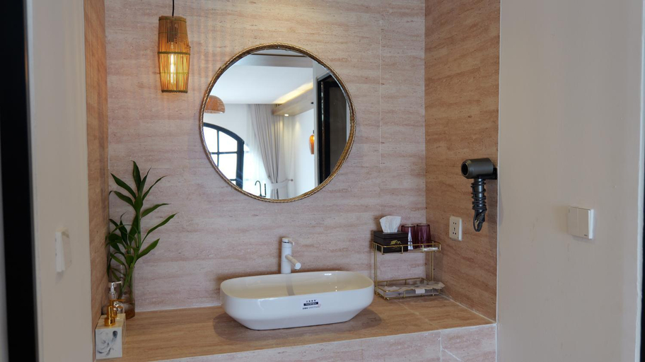 Bathroom 3, Koh Rong New Beach Resort, Sihanoukville