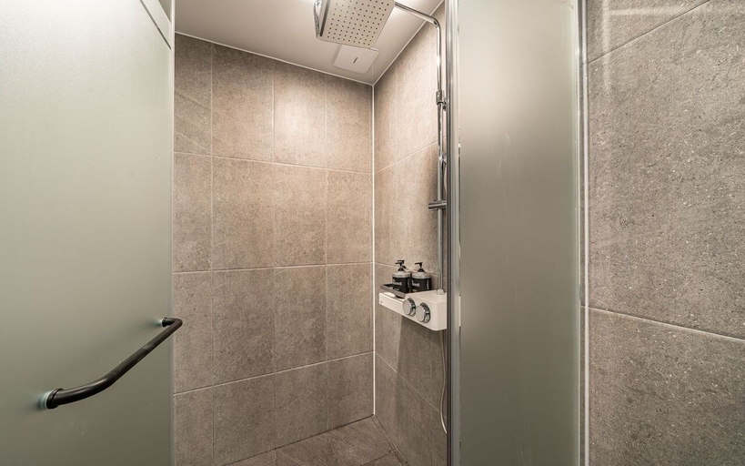 Bathroom 4, Hotel IDEA Samsan, Jung