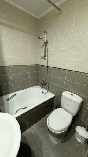 Bathroom 4, Aphrodite Gardens Modern Apartment