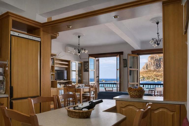 Room 2, Matroni s House - Seafront Getaway in Monemvasia, Peloponnese