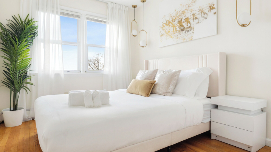 Room 4, 3BR Prime Luxury NY - Free Parking, Westchester