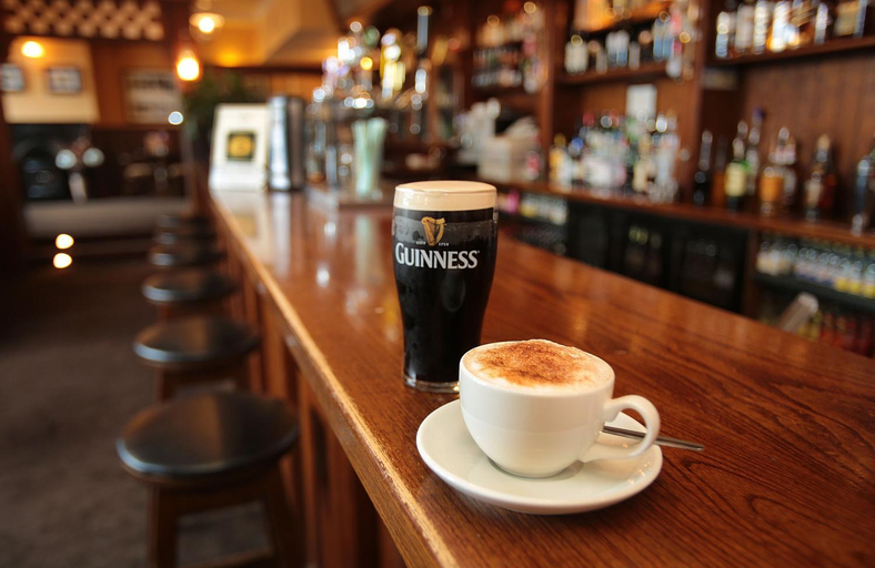 Food & Drinks 5, Killarney Riverside Hotel