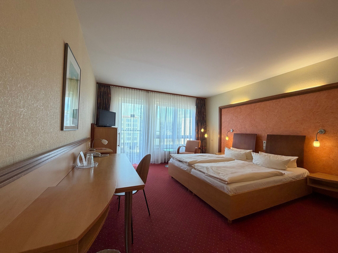 Bedroom 4, Hotel Ascot-Bristol, Potsdam